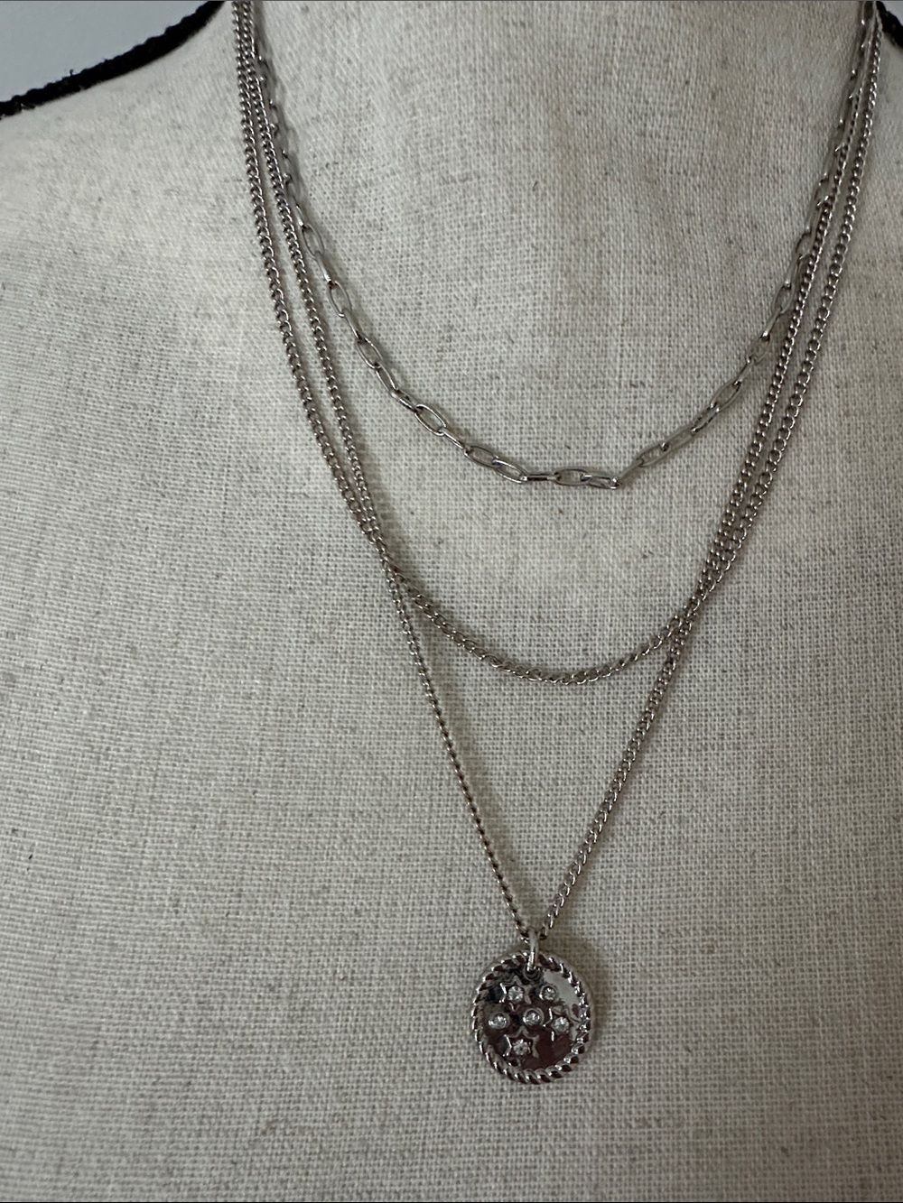 Layered Silver Pendant Necklace with Floral Medallion